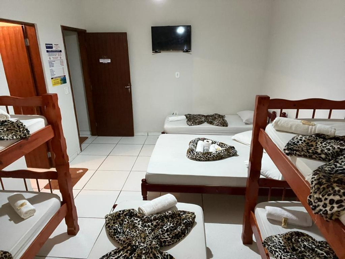Bedroom 2, Hotel Romaria Aparecida, Aparecida