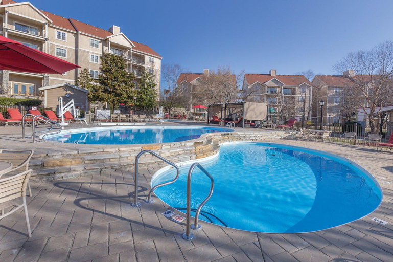 Sport & Beauty 5, Branson at the Meadows Resort by ResortShare, Taney