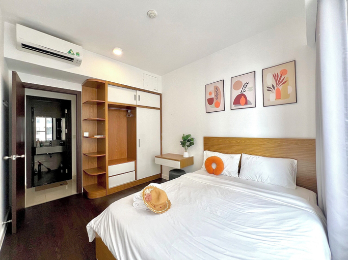 Bedroom 3, Golden Apartment, District 4