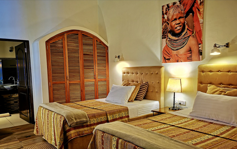 Bedroom 3, PINK FLAMINGO BOUTIQUE HOTEL, Moshi Urban