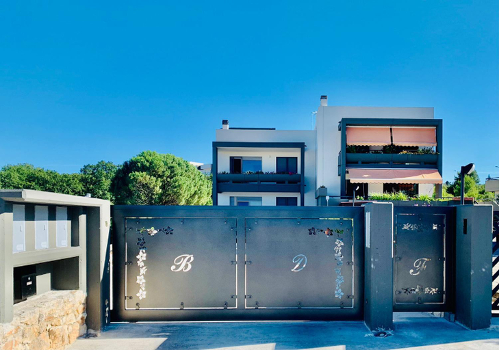 Others 4, Villa Bellavista, Taranto