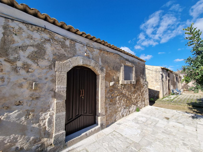Others 2, Il Casale Suite&Rooms, Syracuse