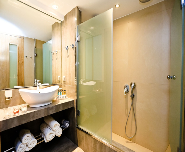 Bathroom 5, Petra Mare, Crete