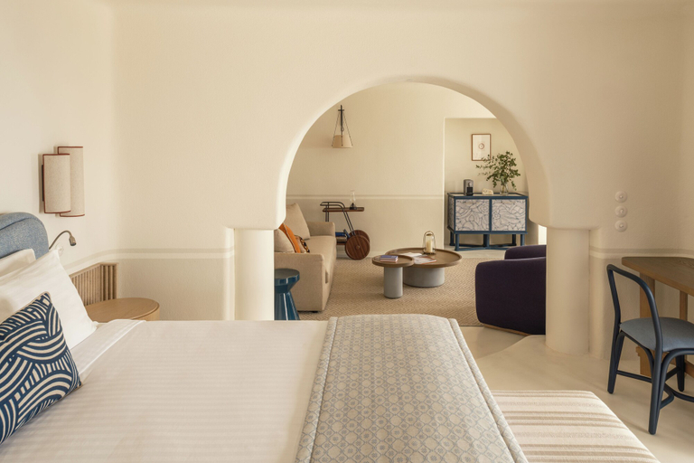 Bedroom 3, Homeric Poems, South Aegean