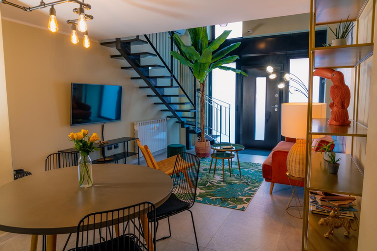 Dining Room 12