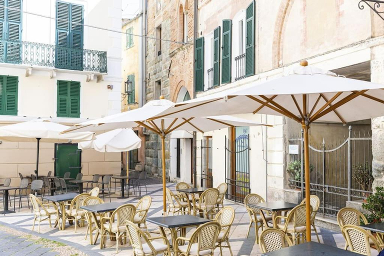 Food & Drinks 4, Paradise House, Savona