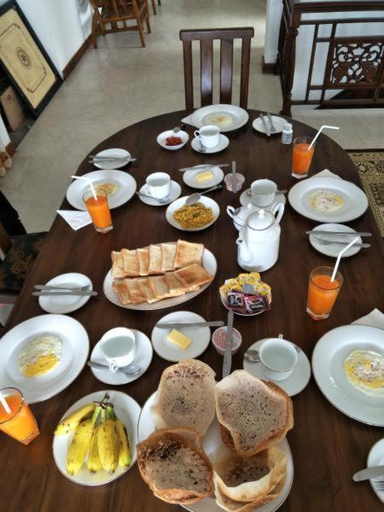 Food & Drinks 3, Amaya View Guest Inn, Haputale