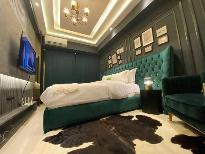 Bedroom 16