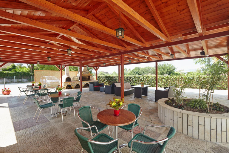 Food & Drinks, Pettas Apartments, Ionian Islands