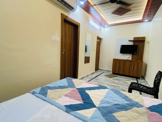 Bedroom 2, The Raman Palace - A Budget Hotel, Mathura