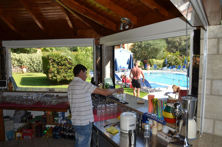 Food & Drinks 4, Irene Apartments, Ionian Islands