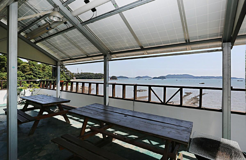 Others 4, Taean Gaetyeowool Pension, Taean