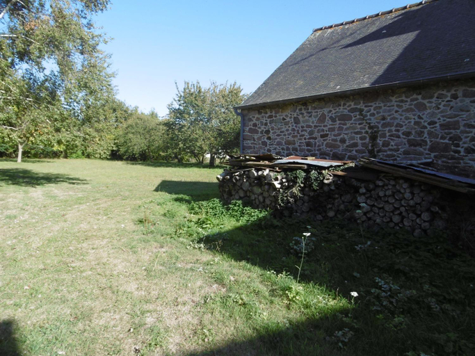 Others 4, Maison dans la prairie, Côtes-d'Armor
