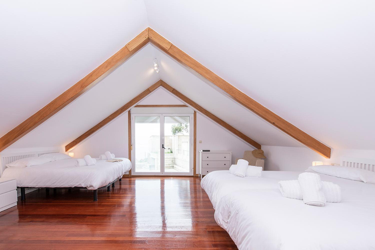 Bedroom 3, CASA PLAYa DE LIMENS, Pontevedra