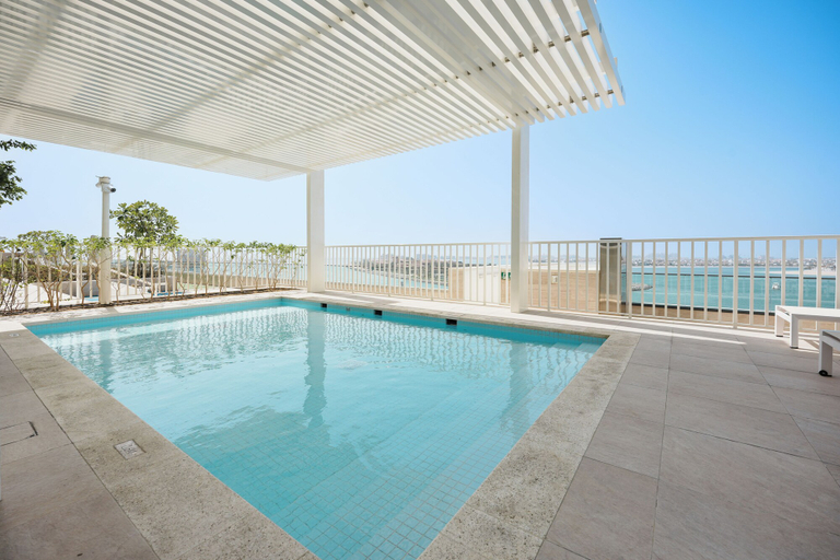 Outdoor pool 5, Stayis-Emaar Beach front View 1 BR suite, Dubai
