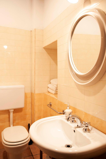 Bathroom 2, Casa Vacanze Scolanova, Barletta-Andria-Trani