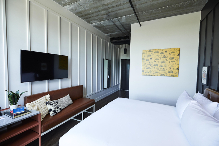 Bedroom 4, Waymore's Hotel Nashville, Davidson