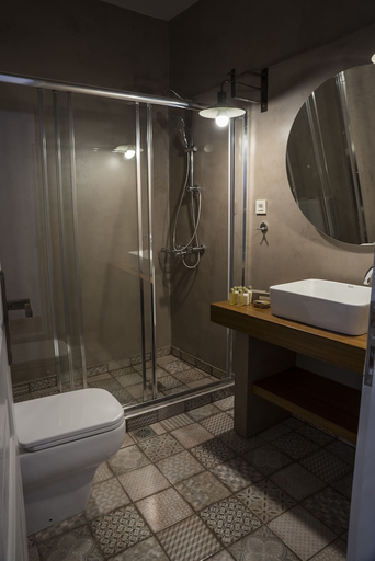 Bathroom 3, Elia Daliani Suites, Crete