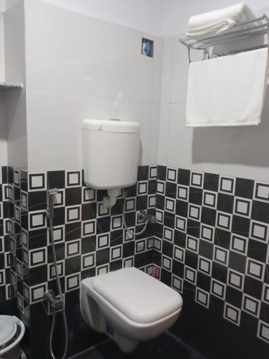Bathroom 4, SOUKYAM HOTEL, Kolkata