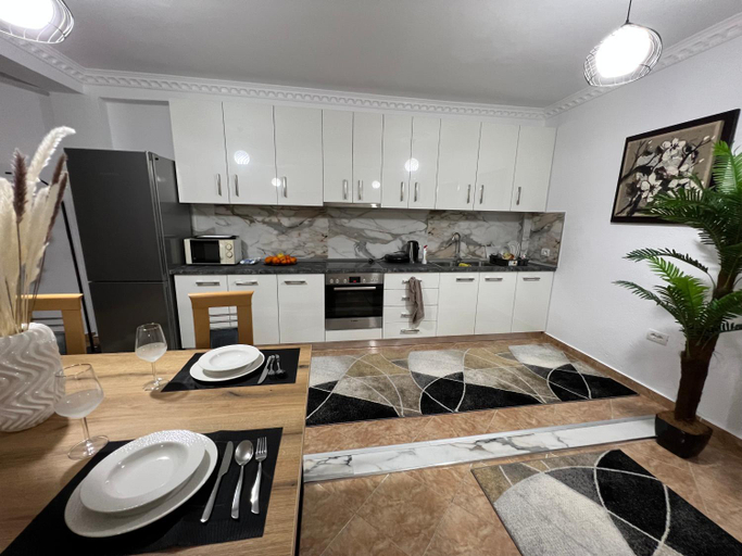 Others 4, Daily rent apartment city center Elbasan 6, Elbasanit