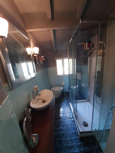 Bathroom 4, Villa Al Ponte, Arezzo