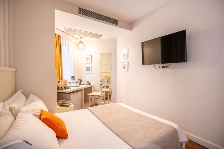 Bedroom 2, Tiara Buyukada, Adalar