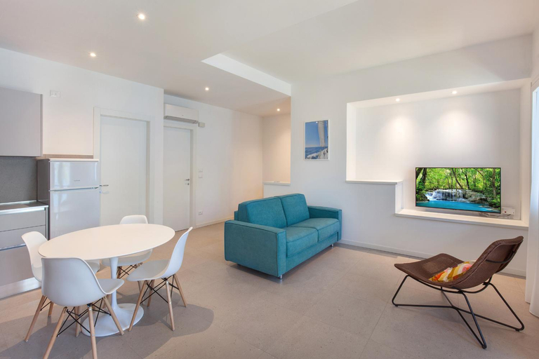 Others 5, Apartment Verde, Verona