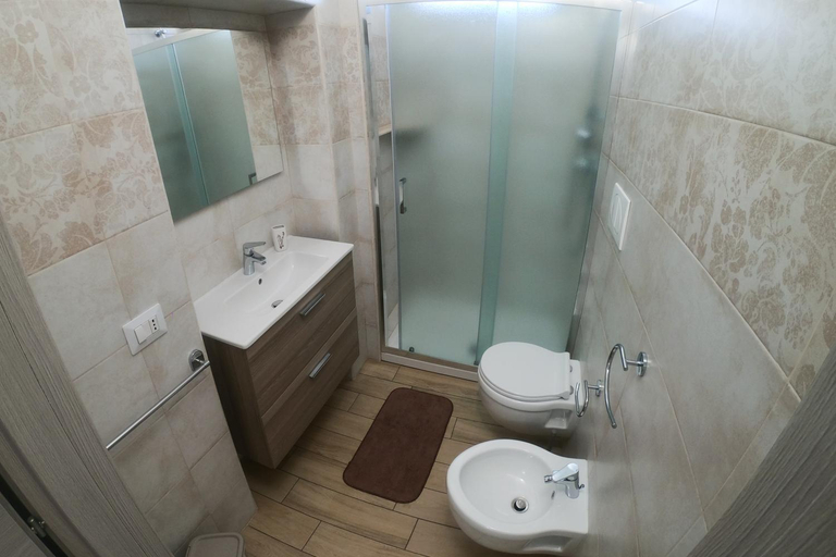 Bathroom 2, Anna Rita Vacanze Salento, Lecce