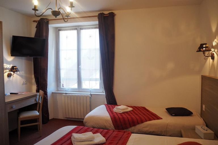 Bedroom 5, HOTEL DES VOYAGEURS, Doubs