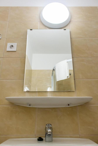 Others 5, Wesselenyi Strand apartmanok, Balatonalmádi