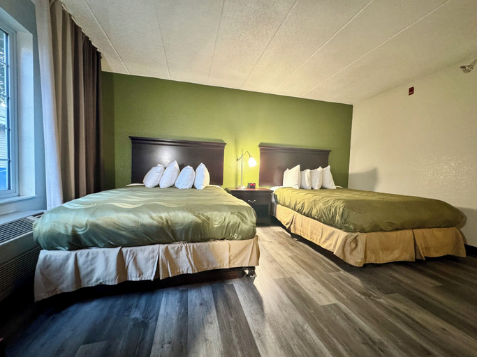 Bedroom 3, Quality Inn & Suites Alexandria, Douglas