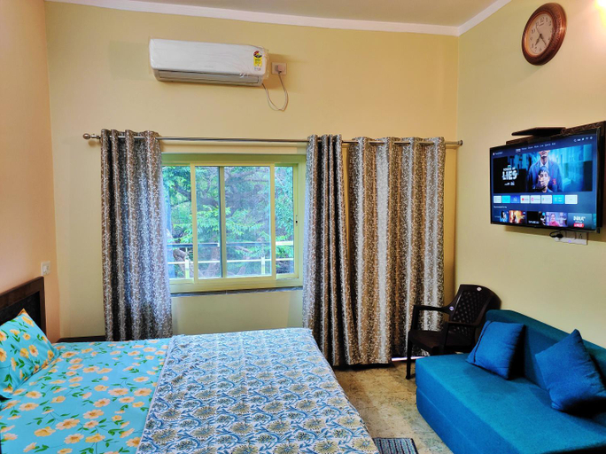 Bedroom 3, Anandam Home Stay Rishikesh, Garhwal