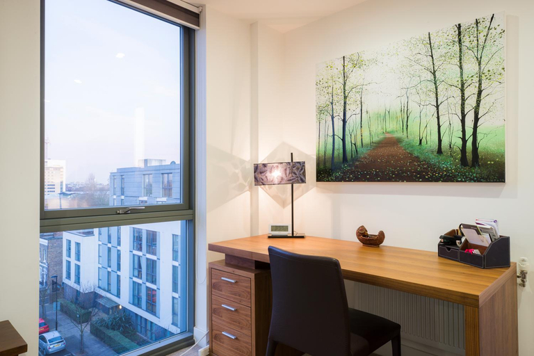 Others 5, Trendy Islington flat for 2 with patio, London