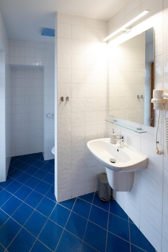 Bathroom 4, Pension Pod Skalkou, Český Krumlov