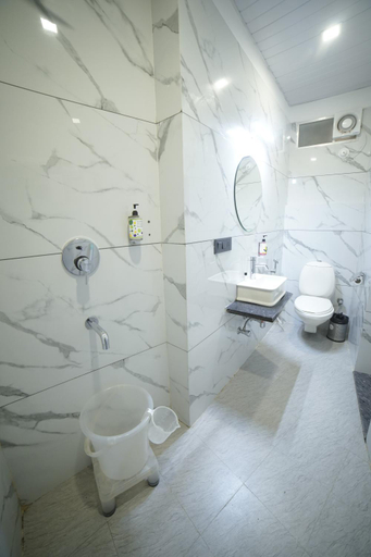Bathroom 4, Hotel Udai Niwas - By The Lake, Udaipur