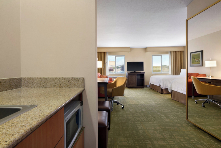 Others 5, Summit Suites, Campbell