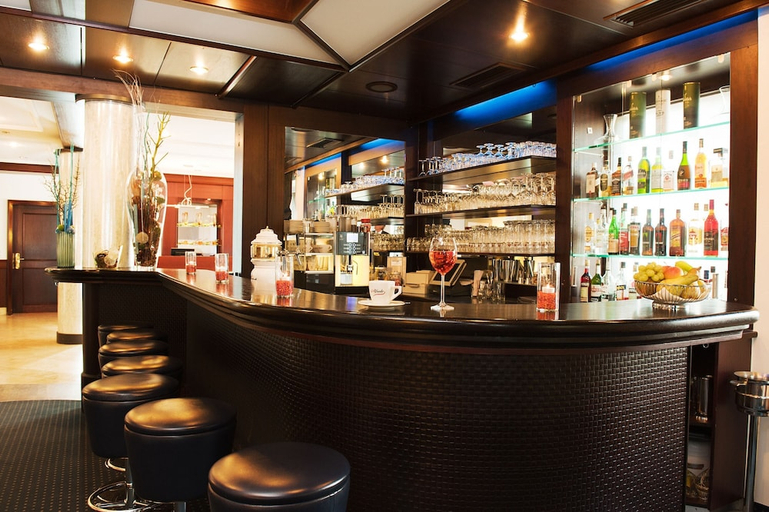 Food & Drinks 3, Atrium im Park Hotel Regensburg, Regensburg