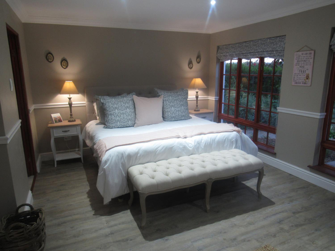 Bedroom 2, Happy Lands B and B and Self Catering, Cacadu
