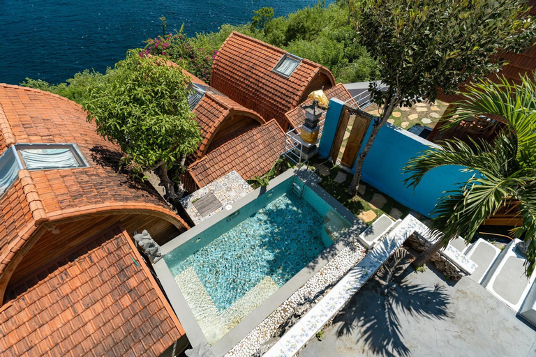 Swimming Pool 10