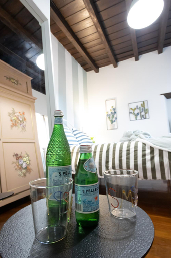 Others 4, Lo Schiaccianoci Bed&Breakfast de Charme, Bergamo