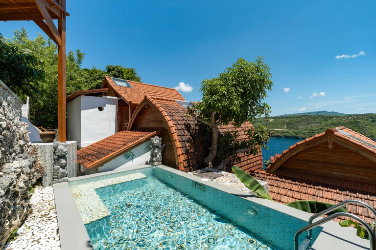 Swimming Pool 16