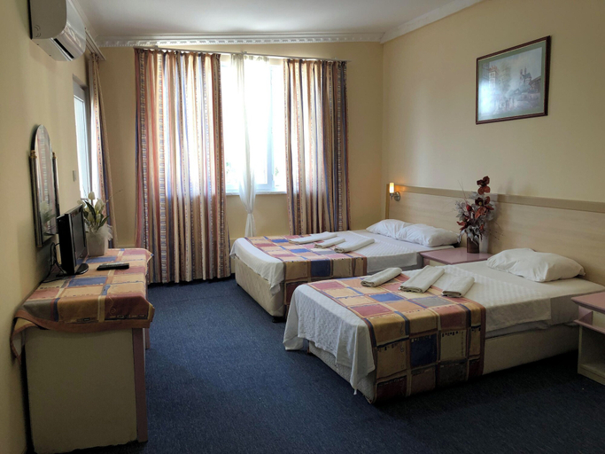 Bedroom 2, Akasia Resort Hotel, Antalya