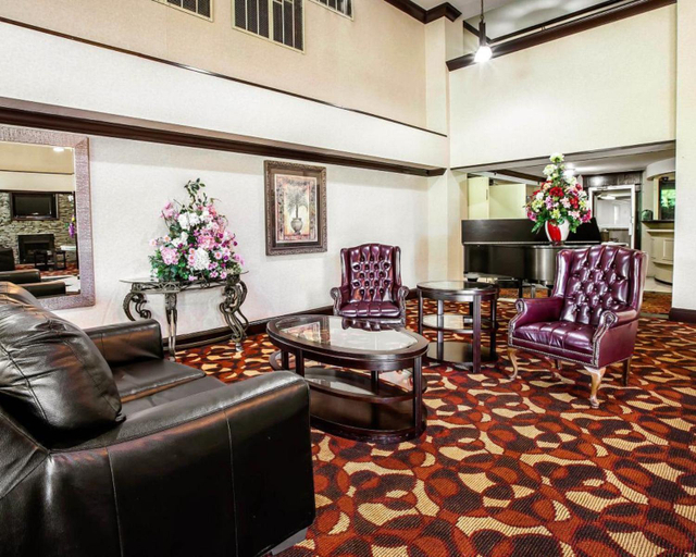 Public Area 2, Ramada by Wyndham Birmingham Airport, Jefferson