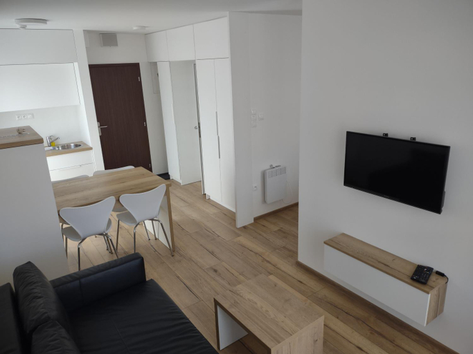 Others 4, Apartman Kyjev, Nové Zámky