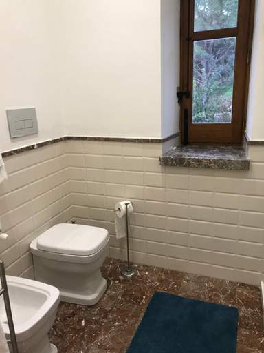 Bathroom 5, Villa Tecla, Messina