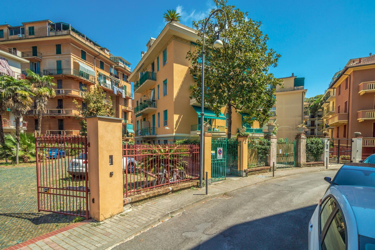 Il Giardino Nascosto, Genova