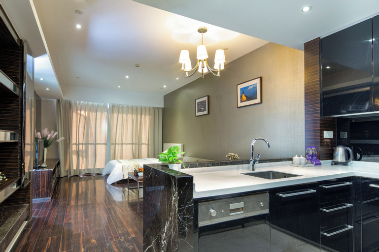 Dining Room 6