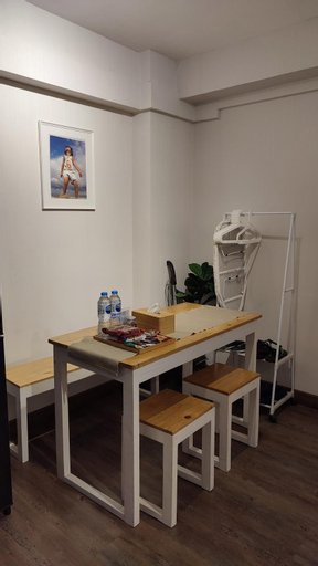 Dining Room 8