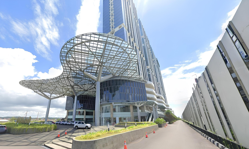 Exterior 8