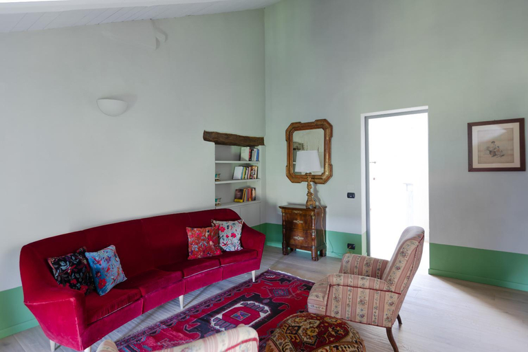 Shared lounge/TV area 2, Pampucet, Asti
